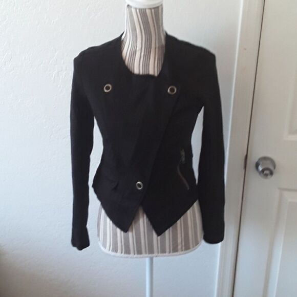 CAbi Jackets & Blazers - Gorgeous Cabi Black Zip Up Button Jacket